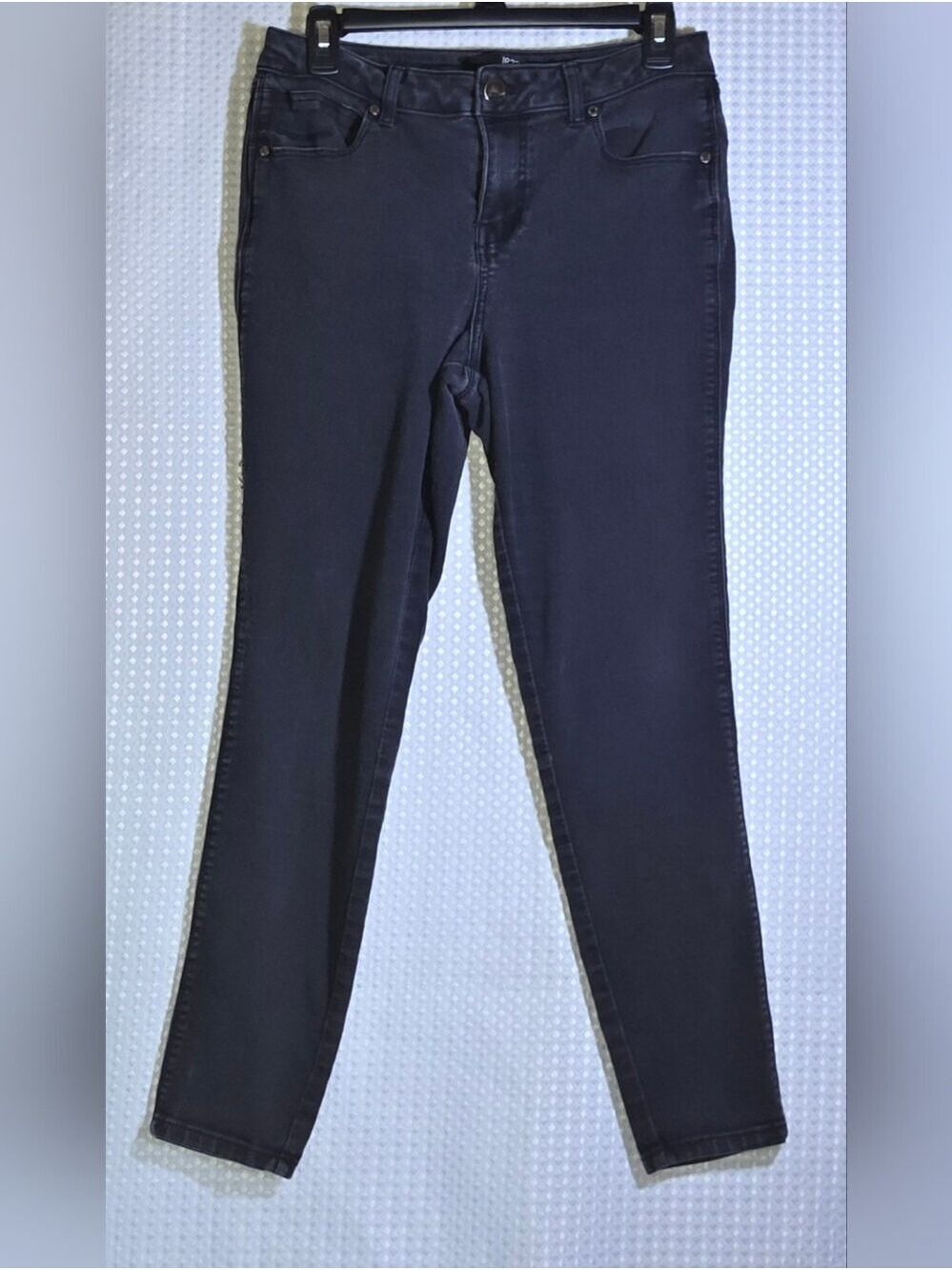 1822 Denim Dark Wash Charcoal Black Slim Straight Jeans Model Off Duty Casual - Picture 11 of 12